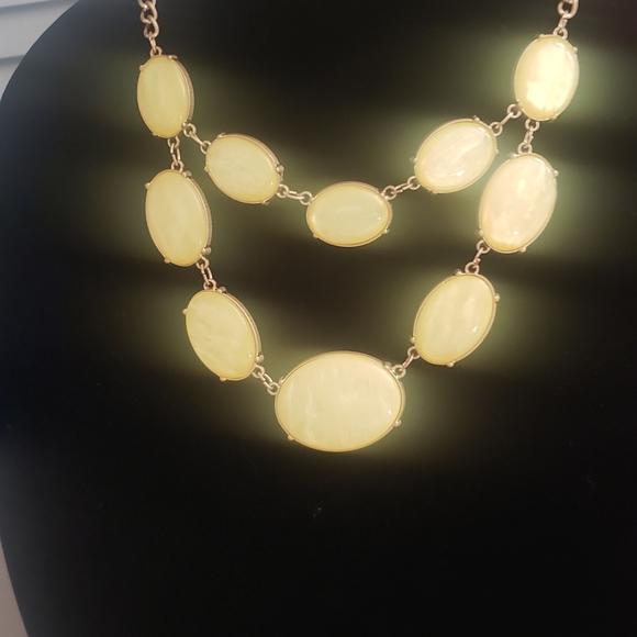 Necklace set yellow - Picture 1 of 4